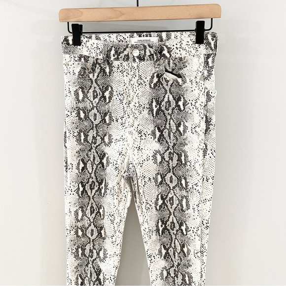 Zara Woman High Waist Snake Print Jeans Gray Size 4 - Picture 5 of 8